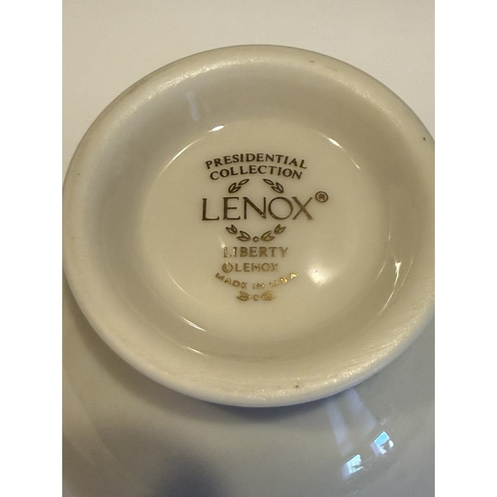 Lenox Liberty Presidential Collection Blue Scroll Gold Trim USA  Tea Cup - Picture 3 of 6